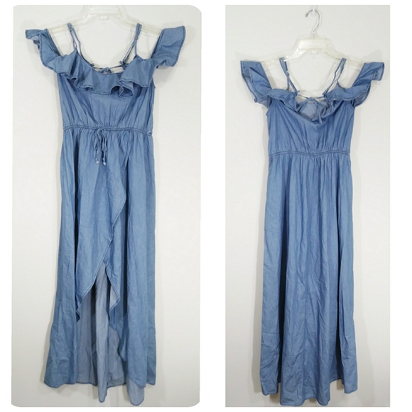 veveret Dresses & Skirts - Veveret chambray lighr blue hight low dress
